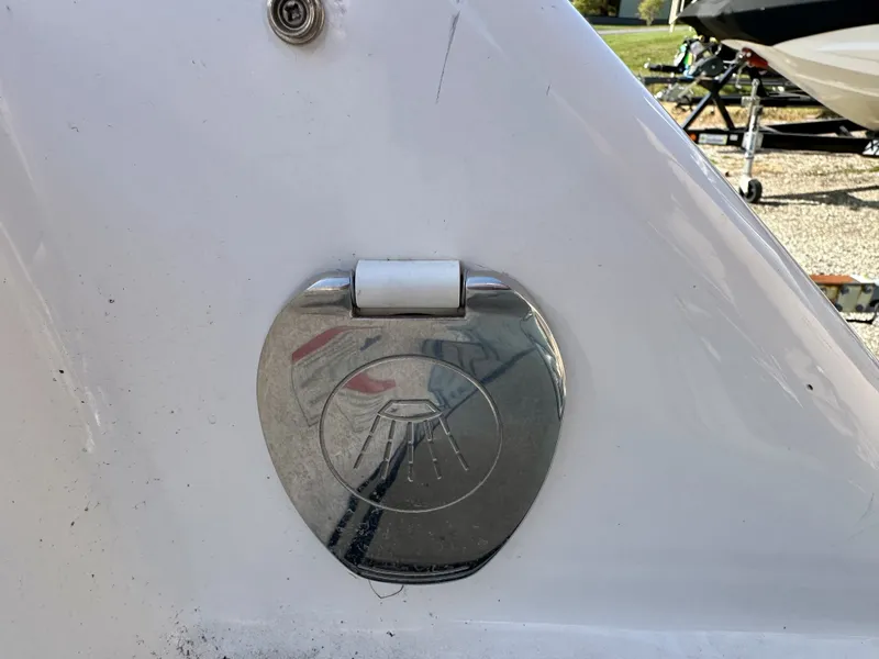 Slide: The Image of Four Winns HD3 2021 - 18