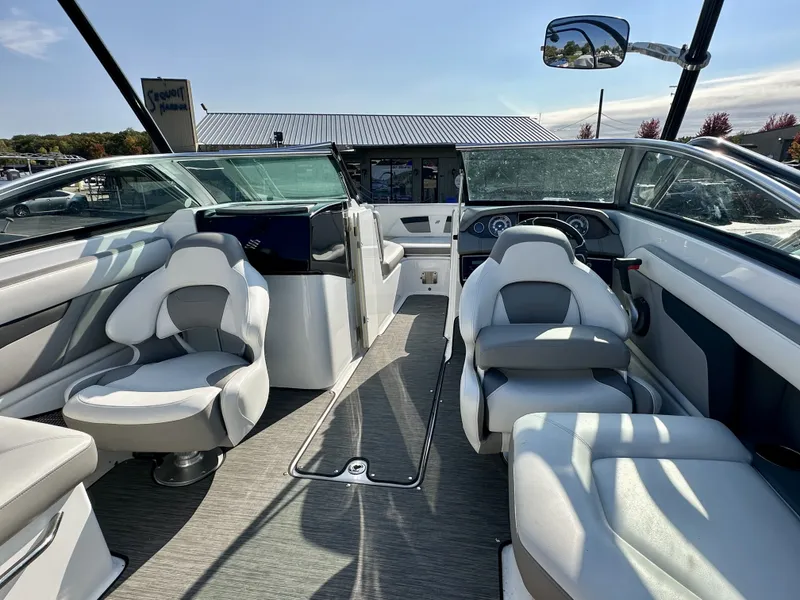 Slide: The Image of Four Winns HD3 2021 - 21