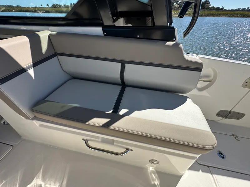 Slide: The Image of Boston Whaler 330 Vantage 2026 - 25