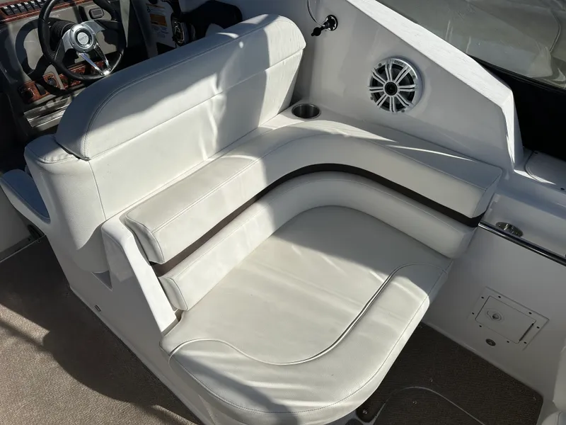 Slide: The Image of Rinker 280 EXPRESS CRUISER 2014 - 7