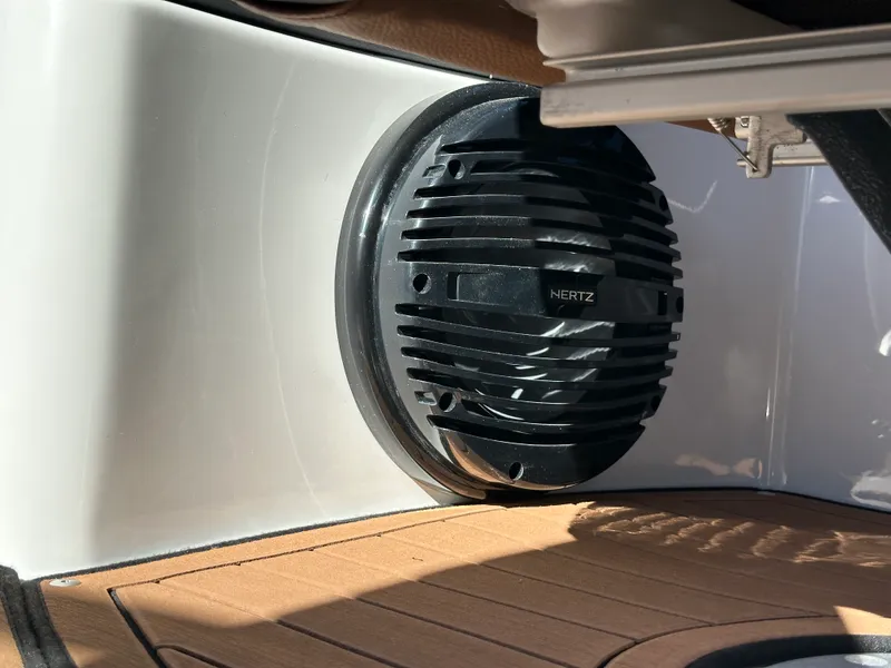 Slide: The Image of Yamaha 252SD 2026 - 17