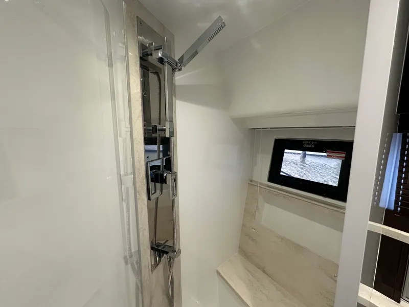 Slide: The Image of Galeon 430 HTC 2020 - 76