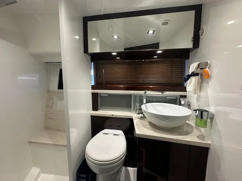 Slide: The Image of Galeon 430 HTC 2020 - 77