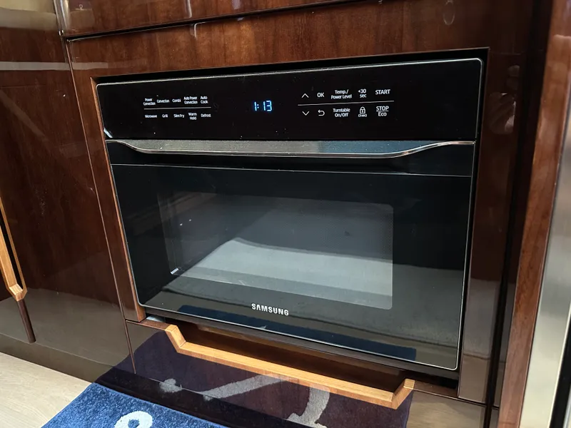 Slide: The Image of Galeon 430 HTC 2020 - 79