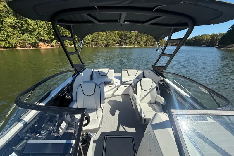 Slide: The Image of Yamaha AR250 2026 - 18