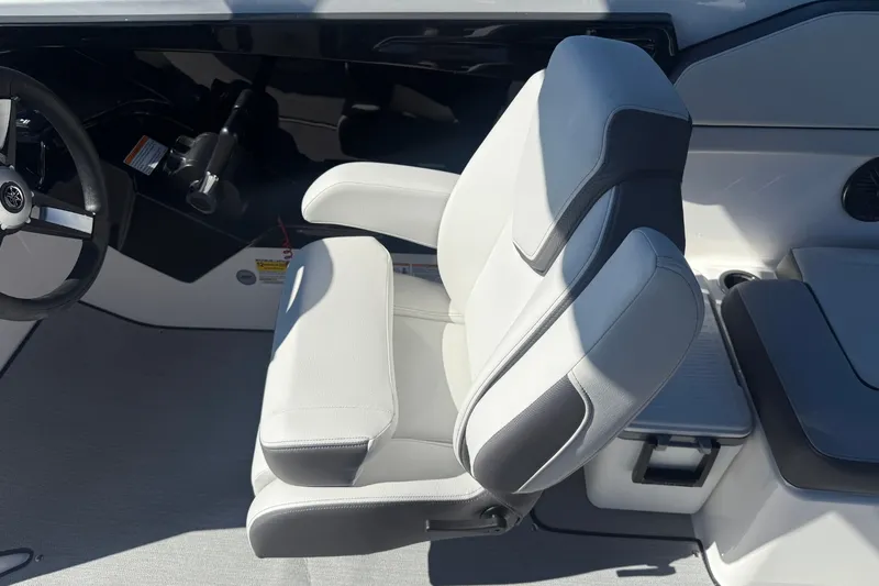 Slide: The Image of Yamaha AR250 2026 - 20