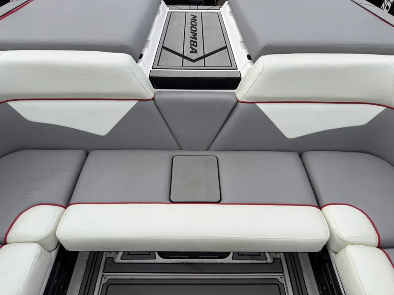 Slide: The Image of Moomba KAIYEN 2021 - 12