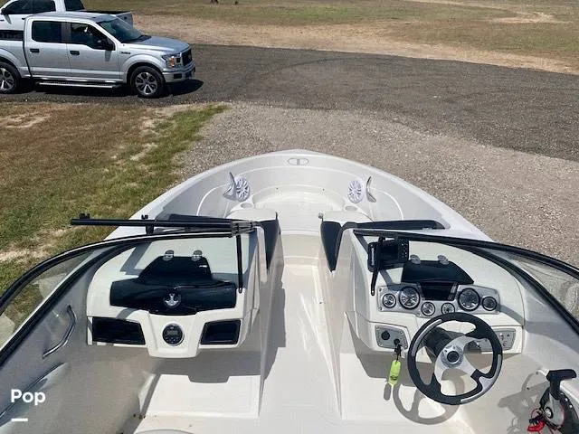 Slide: The Image of Tahoe 550ts 2016 - 12898883