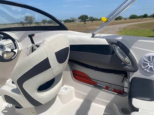 Slide: The Image of More Storage Compartments - 12898887