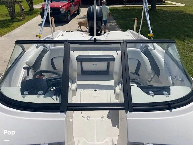 Slide: The Image of Tahoe 550ts 2016 - 12898849