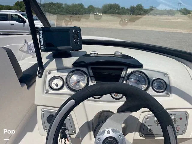 Slide: The Image of Tahoe 550ts 2016 - 12915903