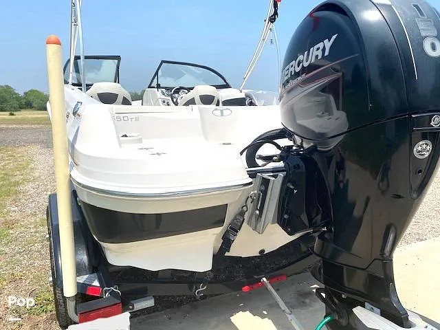 Slide: The Image of Tahoe 550ts 2016 - 15483731