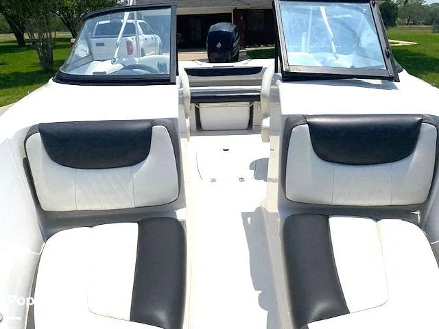 Slide: The Image of Tahoe 550ts 2016 - 15484090