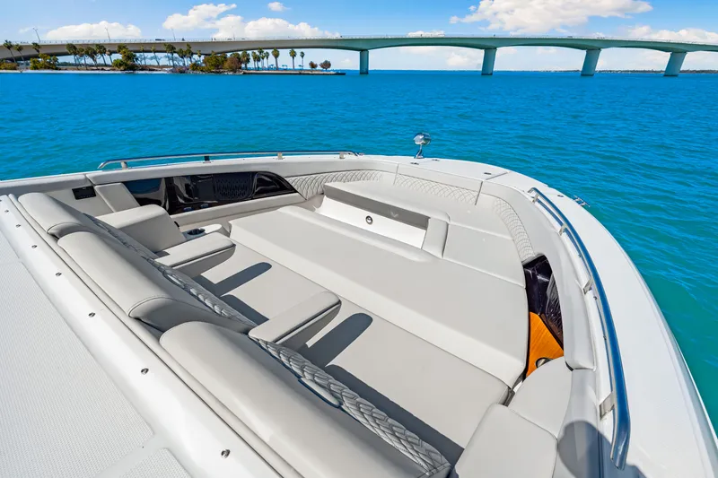 Slide: The Image of Sea Ray Sundancer 370 Outboard 2026 - 52