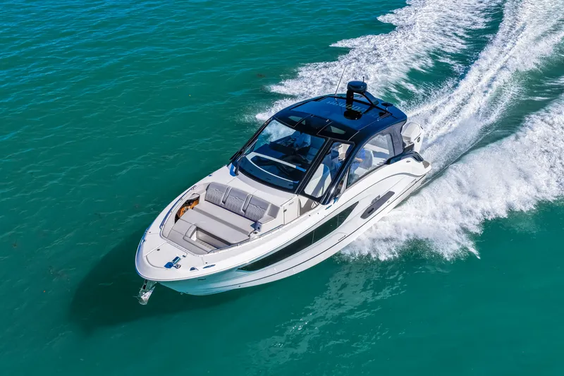 Slide: The Image of Sea Ray Sundancer 370 Outboard 2026 - 65