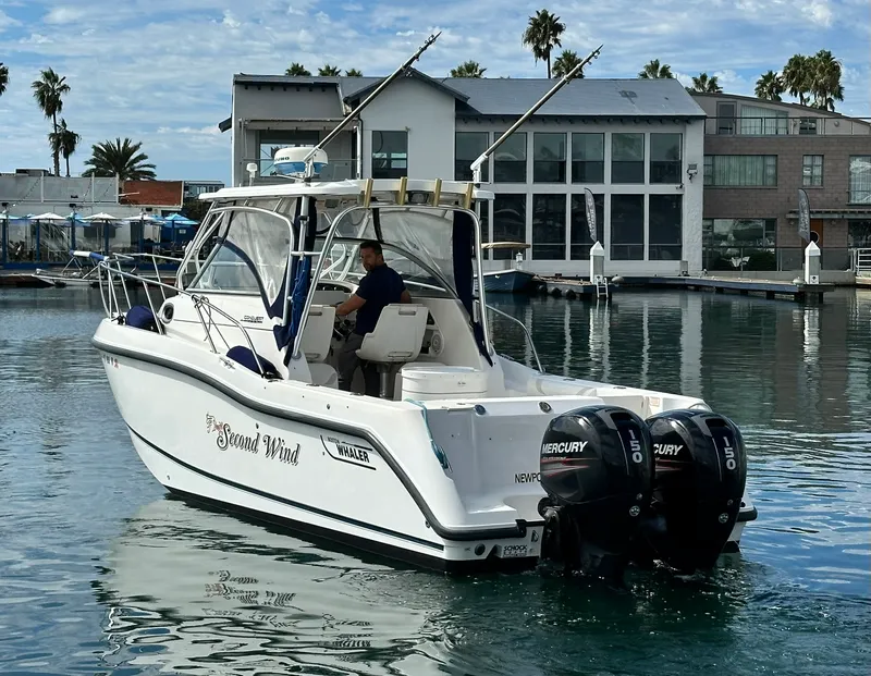 Slide: The Image of Boston Whaler 255 CONQUEST 2002 - 14