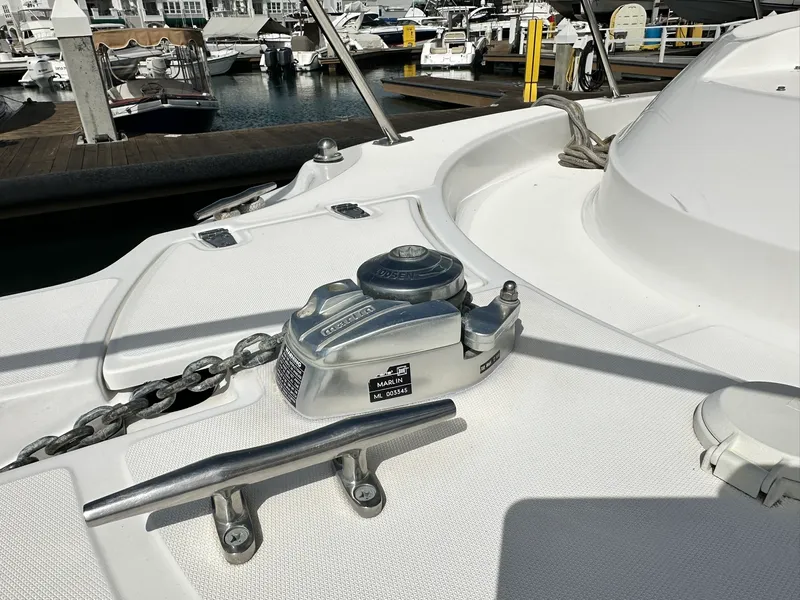 Slide: The Image of Boston Whaler 255 CONQUEST 2002 - 31