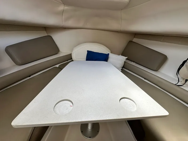 Slide: The Image of Boston Whaler 255 CONQUEST 2002 - 60