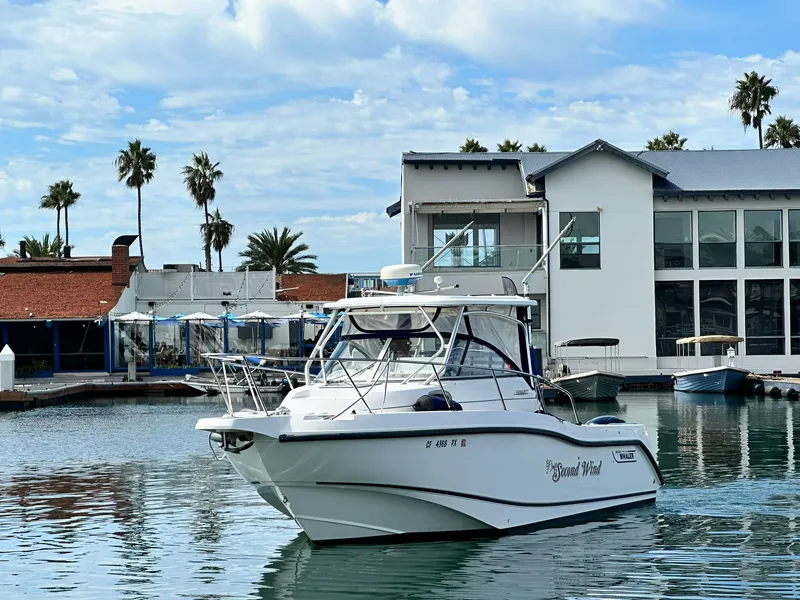 Slide: The Image of Boston Whaler 255 CONQUEST 2002 - 8