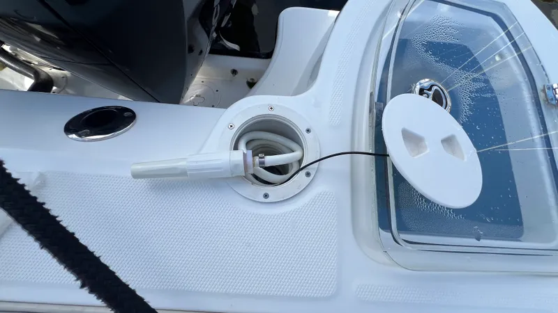 Slide: The Image of Boston Whaler 285 CONQUEST 2024 - 70