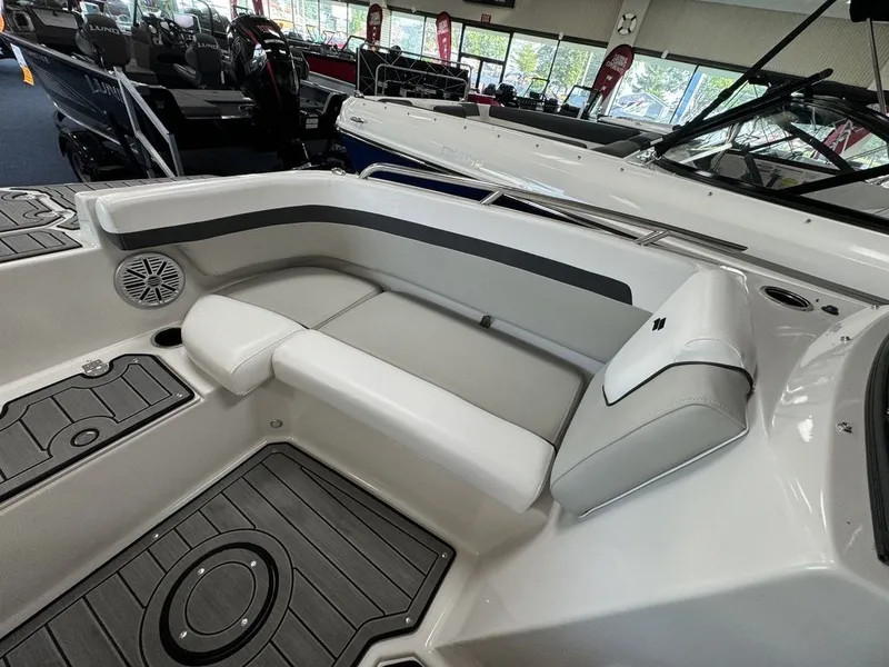 Slide: The Image of Starcraft Marine SVX 190 OB DC 2024 - 15