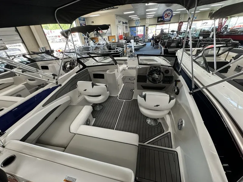 Slide: The Image of Starcraft Marine SVX 190 OB DC 2024 - 7