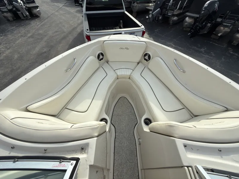 Slide: The Image of Sea Ray 230 SELECT 2008 - 24