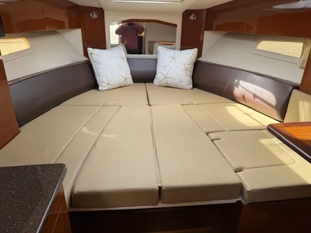 Slide: The Image of Sea Ray 310 SUNDANCER 2014 - 18