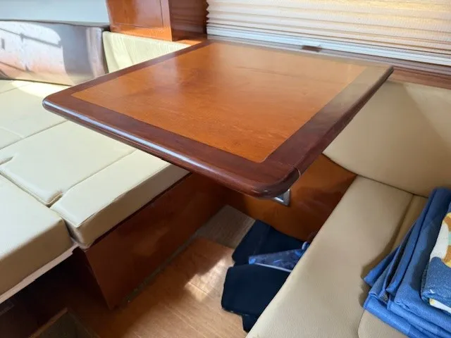 Slide: The Image of Sea Ray 310 SUNDANCER 2014 - 20