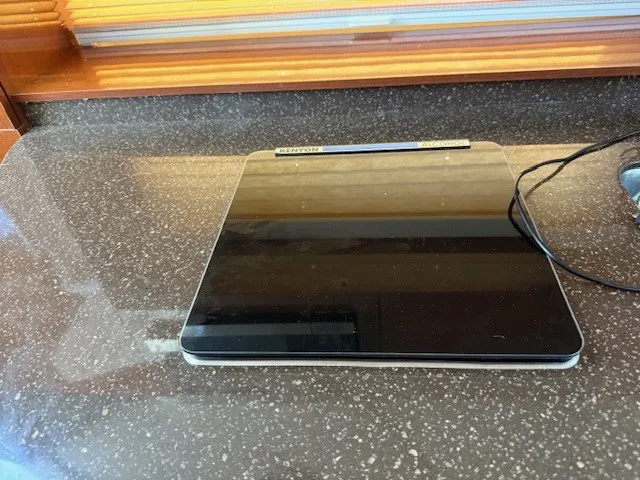 Slide: The Image of Sea Ray 310 SUNDANCER 2014 - 23