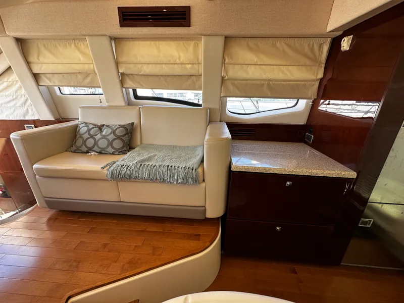 Slide: The Image of Sea Ray 47 SEDAN BRIDGE 2008 - 21