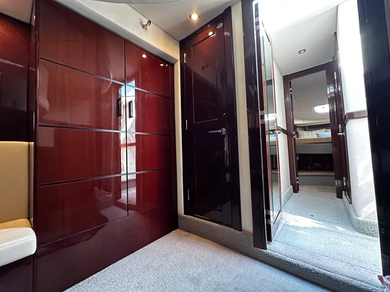 Slide: The Image of Sea Ray 47 SEDAN BRIDGE 2008 - 35