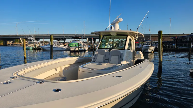 Slide: The Image of Scout 355 LXF 2019 - 33