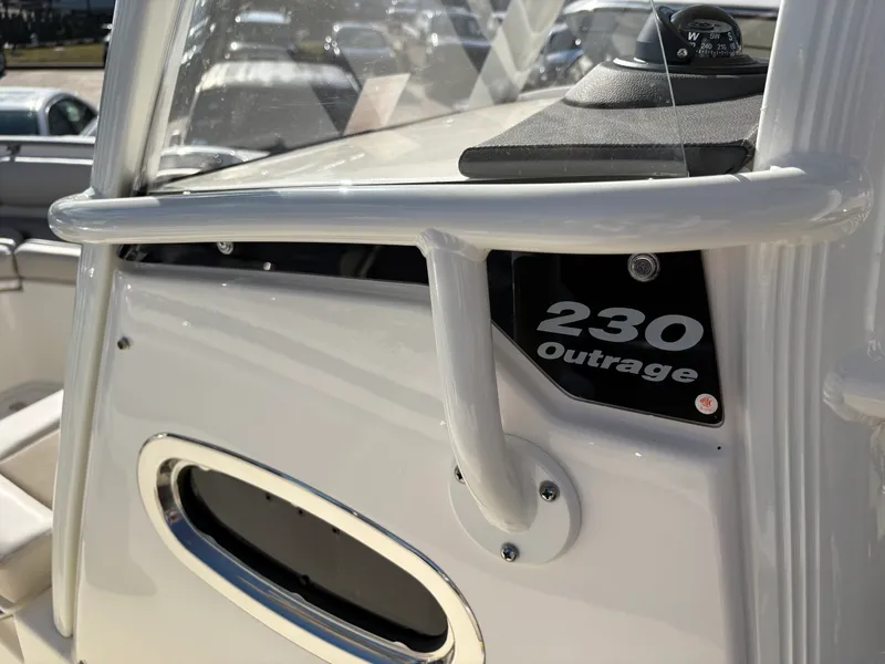 Slide: The Image of Boston Whaler 230 Outrage 2026 - 23