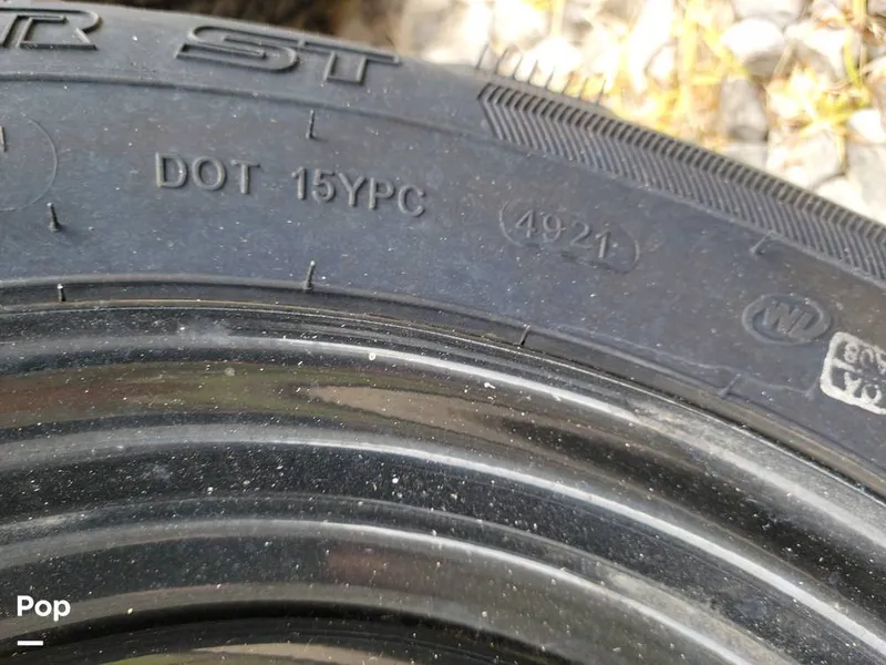 Slide: The Image of Tire Date Code - 13477880