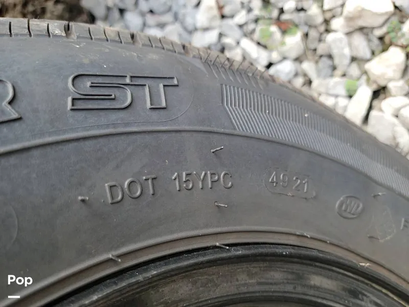 Slide: The Image of Tire Date Code - 13477875