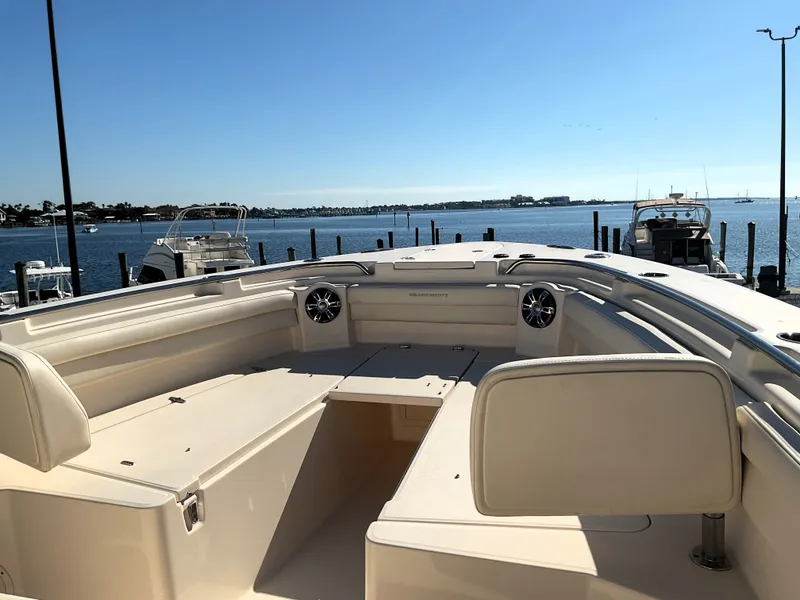 Slide: The Image of Grady-White 336 CANYON 2021 - 21