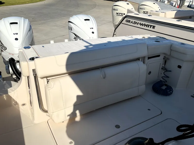 Slide: The Image of Grady-White 336 CANYON 2021 - 26