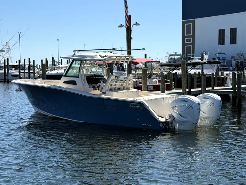 Slide: The Image of Grady-White 336 CANYON 2021 - 8