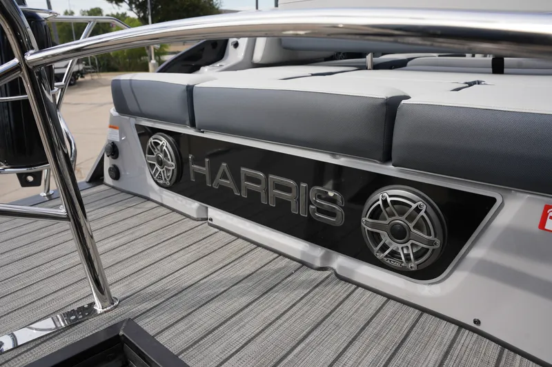 Slide: The Image of Harris 230 Grand Mariner 2026 - 10