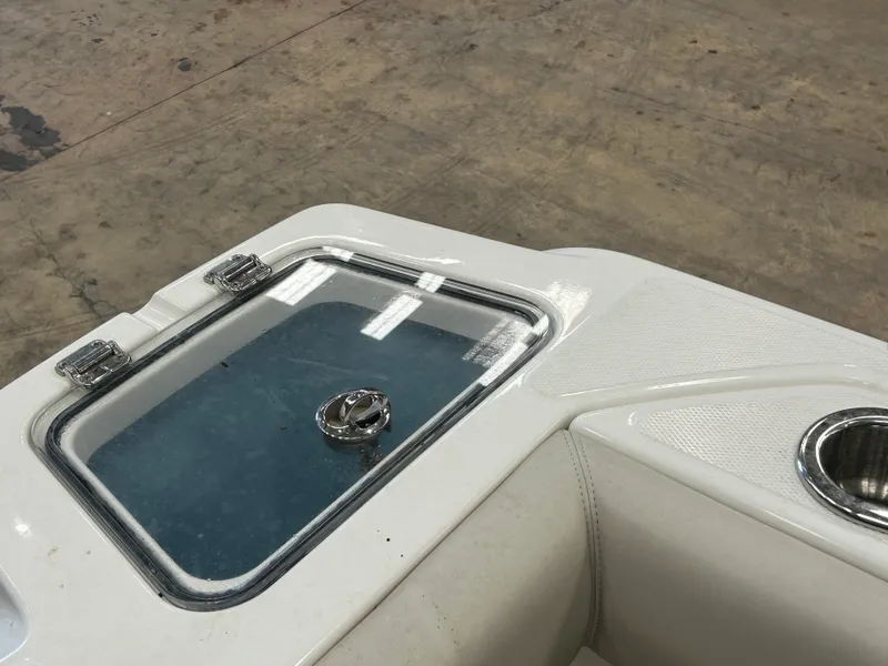 Slide: The Image of Boston Whaler 280 2024 - 14