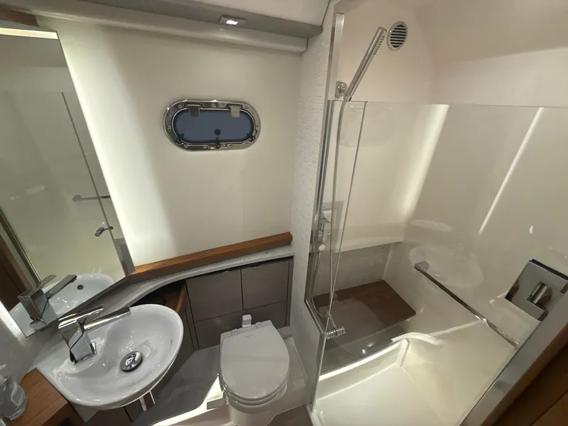 Slide: The Image of Tiara 48 LS 2024 - 21