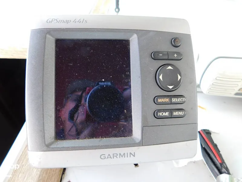 Slide: The Image of GPS / Plotter - 12952060