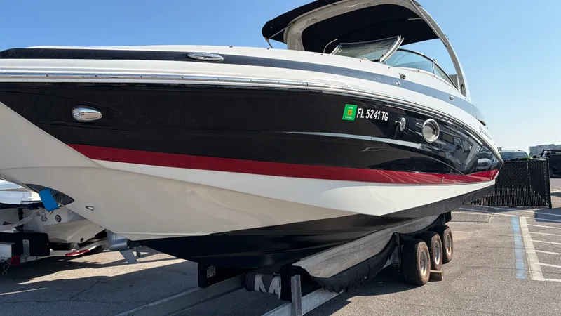 Slide: The Image of Crownline Boats 270 2022 - 10