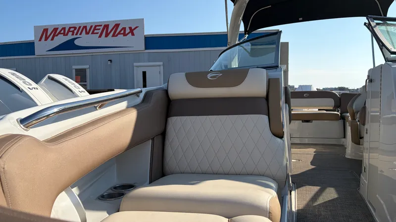 Slide: The Image of Crownline Boats 270 2022 - 17