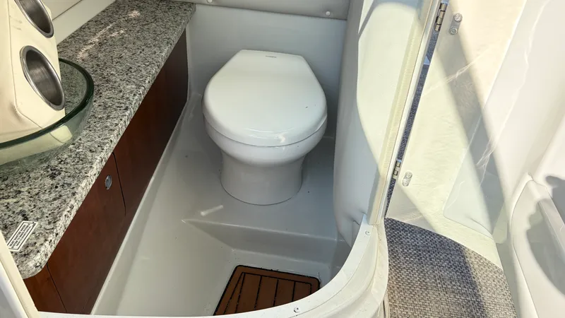 Slide: The Image of Crownline Boats 270 2022 - 35