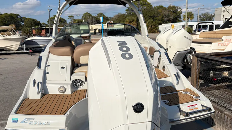 Slide: The Image of Crownline Boats 270 2022 - 37