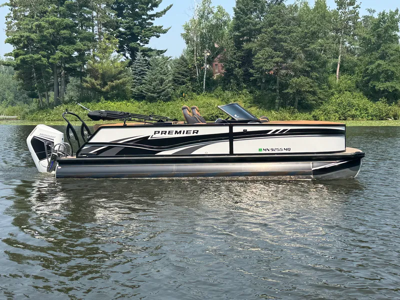 Slide: The Image of Premier 250 SOLARIS SPORT 2025 - 0