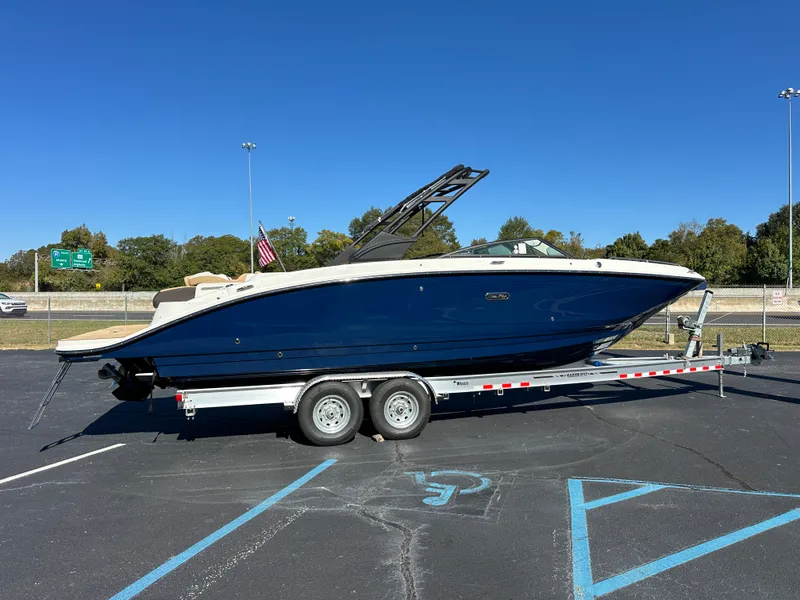 Slide: The Image of Sea Ray SDX 290 2026 - 3