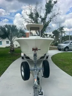 Slide: The Image of Scout 240 XSF 2023 - 12